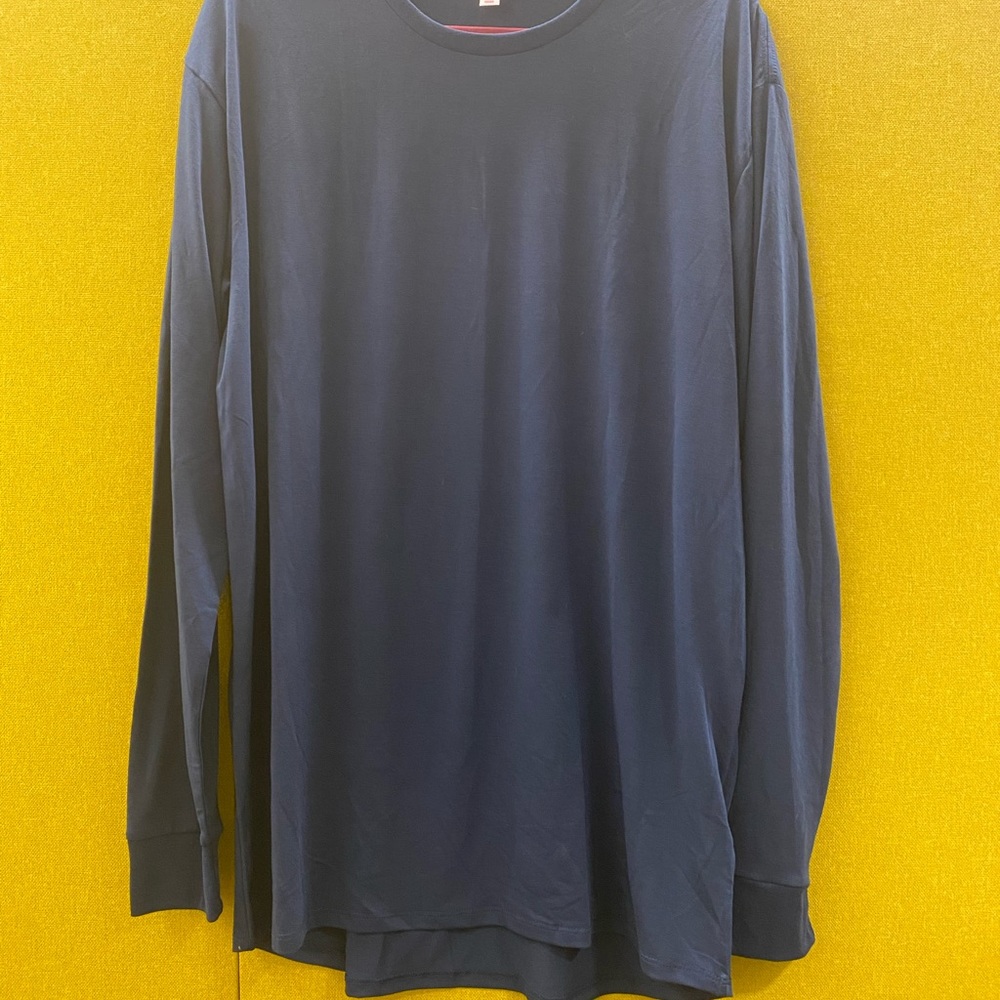 LLR Navy blue Hudson long sleeve xl tee